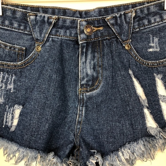 DENIM Shorts Small - Picture 3 of 6